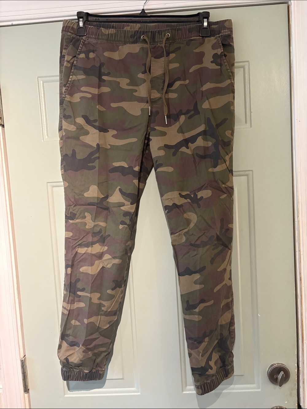 GAP Men's Camo Jogger Pants - Green/Brown